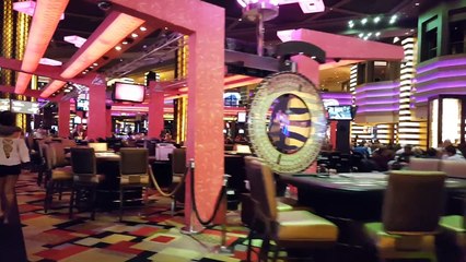 Walking thru Planet Hollywood Las Vegas!