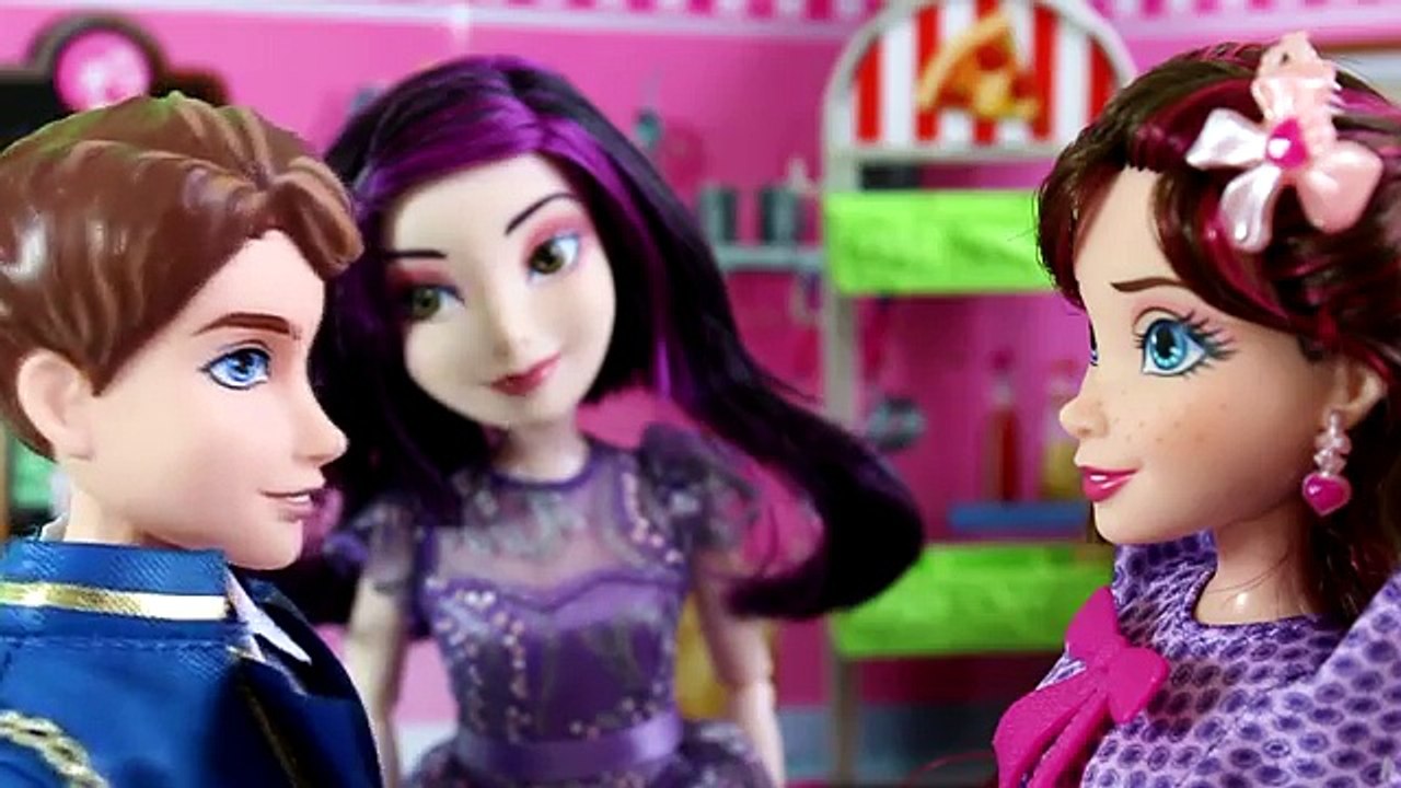 A Noite de Surpresas de Barbie e Ken - Novelinha da Barbie Capítulo 53