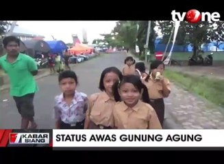 Semangat Anak-Anak Pengungsi Gunung Agung Bersekolah