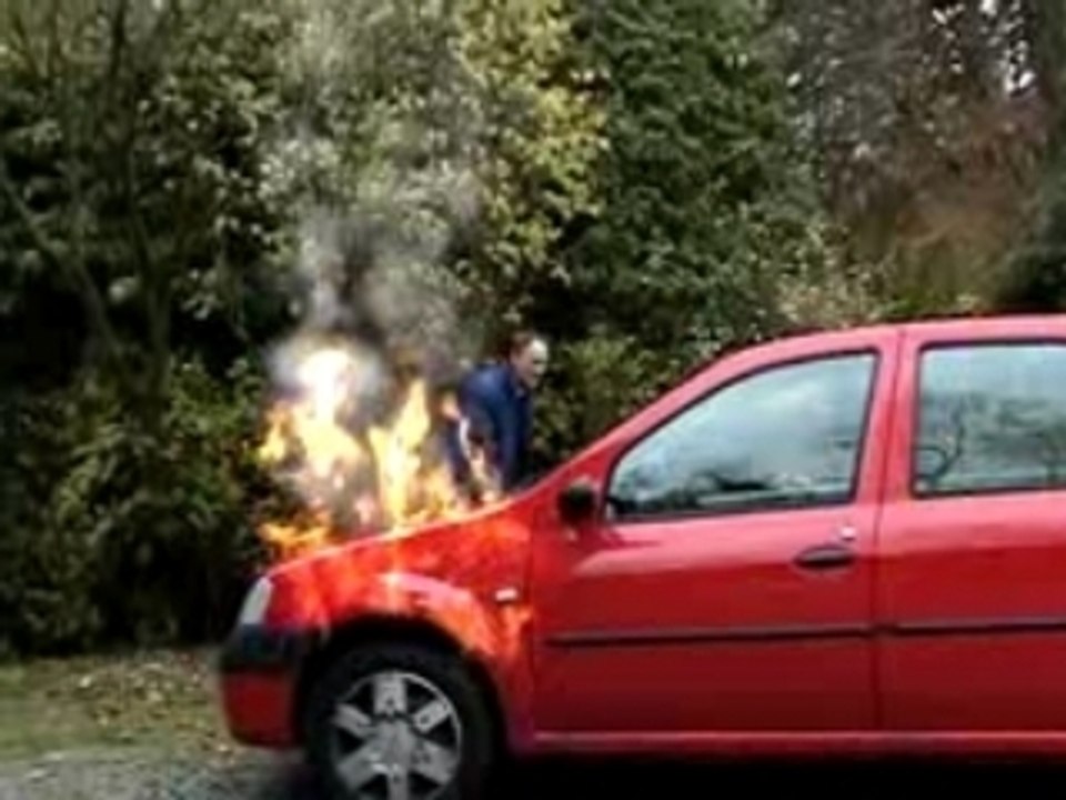 Voiture en feu