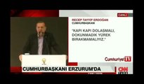 Erdoğan partilileri uyardığı sırada: Reis sizi öpebilir misim?