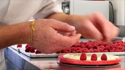 A la rencontre de. Arnaud Larher, Pâtissier Meilleur Ouvrier de France à Paris 18e