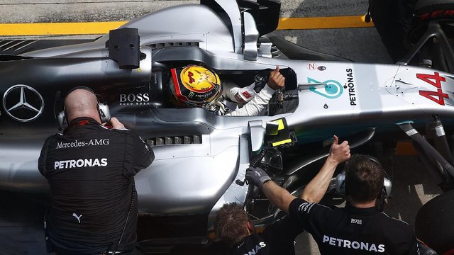 Hamilton en pole, Vettel lanterne rouge