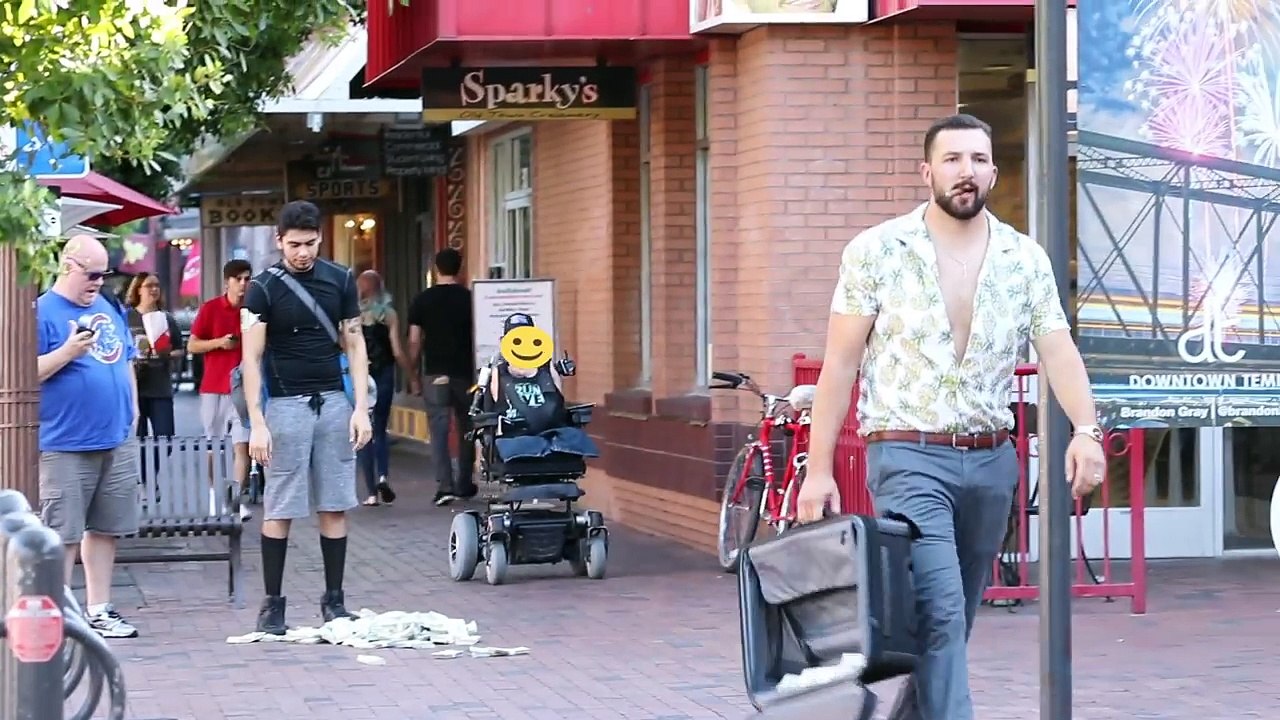 DROPPING $1,000,000 PRANK!!