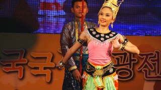 Traditional dance of Thailand.