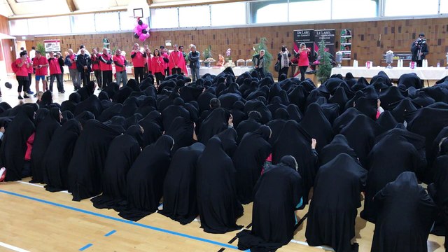 Le flashmob du label Vosges terre Textile à Saint-Amé