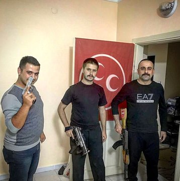 İstanbul Ülkü Ocakları Başkan Yardımcısı'ndan Kalaşnikof'lu Paylaşım