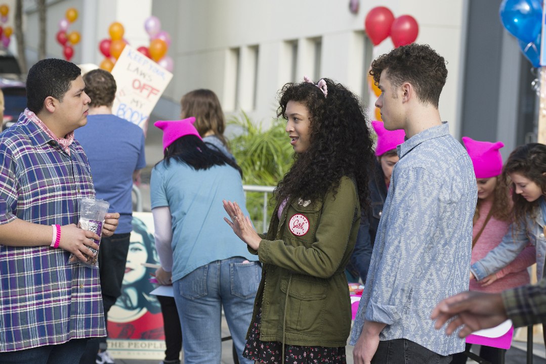 Full HD Modern Family (9x2) Season 9 Episode 2 The Long Goodbye