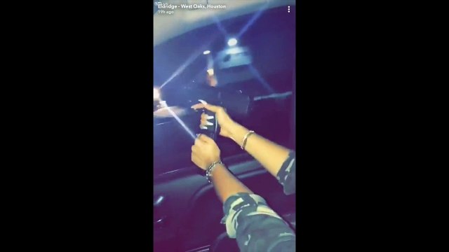 Ces malades tirent sur des immeubles de nuit à Houston !