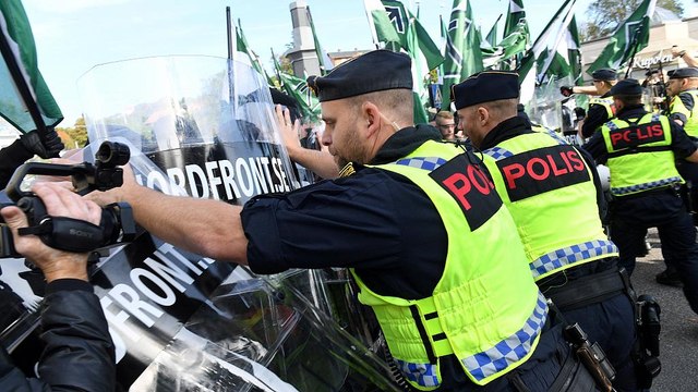 Swedish neo-Nazis clash with anti-fascists