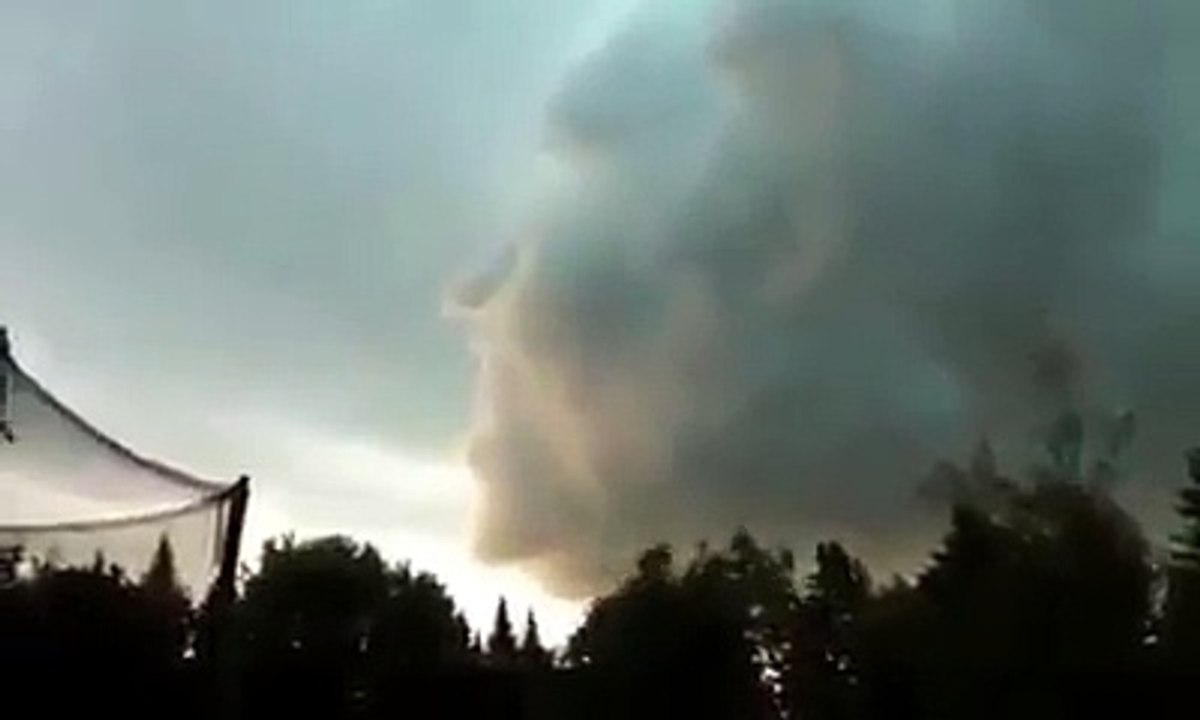 Giant face appear in the sky