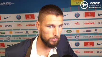 Costil admiratif du PSG