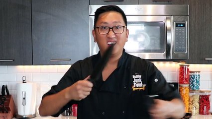 HOT DOG INSIDE A BURGER - VERSUS