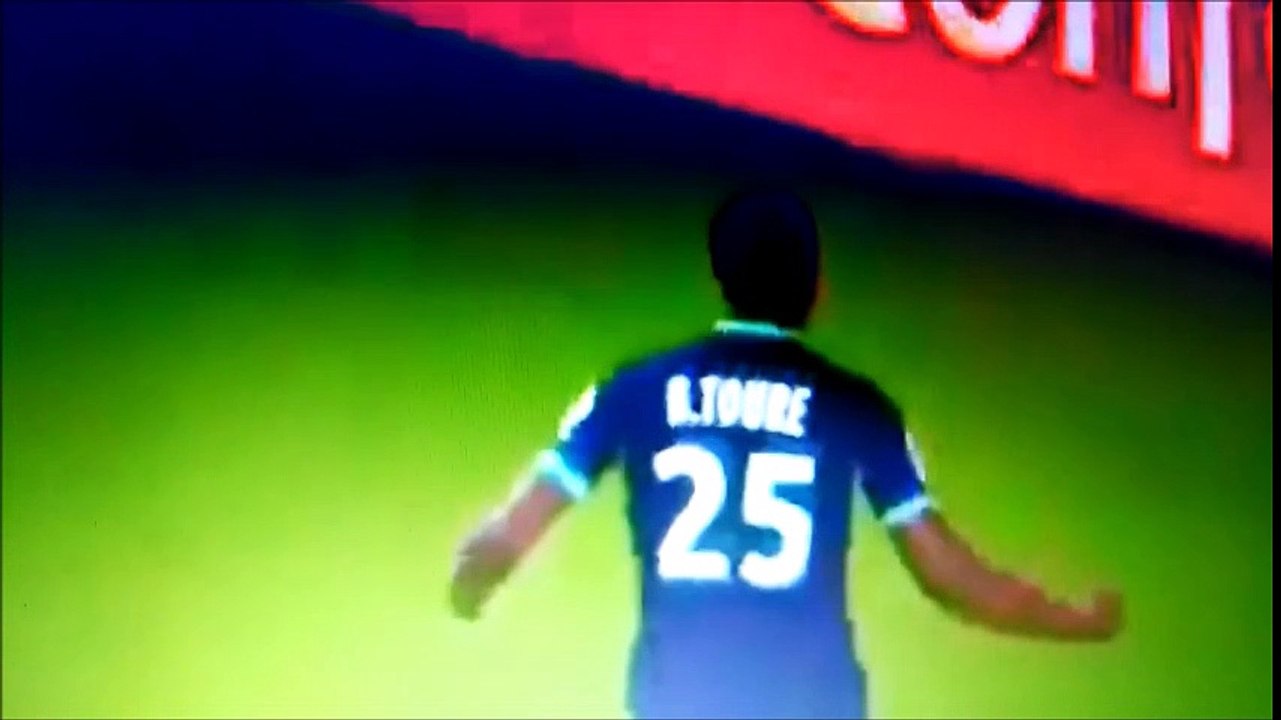 catastrophe effondrement a Amiens d'une barrière de sécurité pdt le match Amiens - Lille