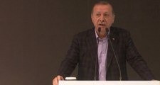 Erdoğan Partilileri Uyarırken, Salondan Bu Ses Yükseldi: Reis Sizi Öpebilir miyim?