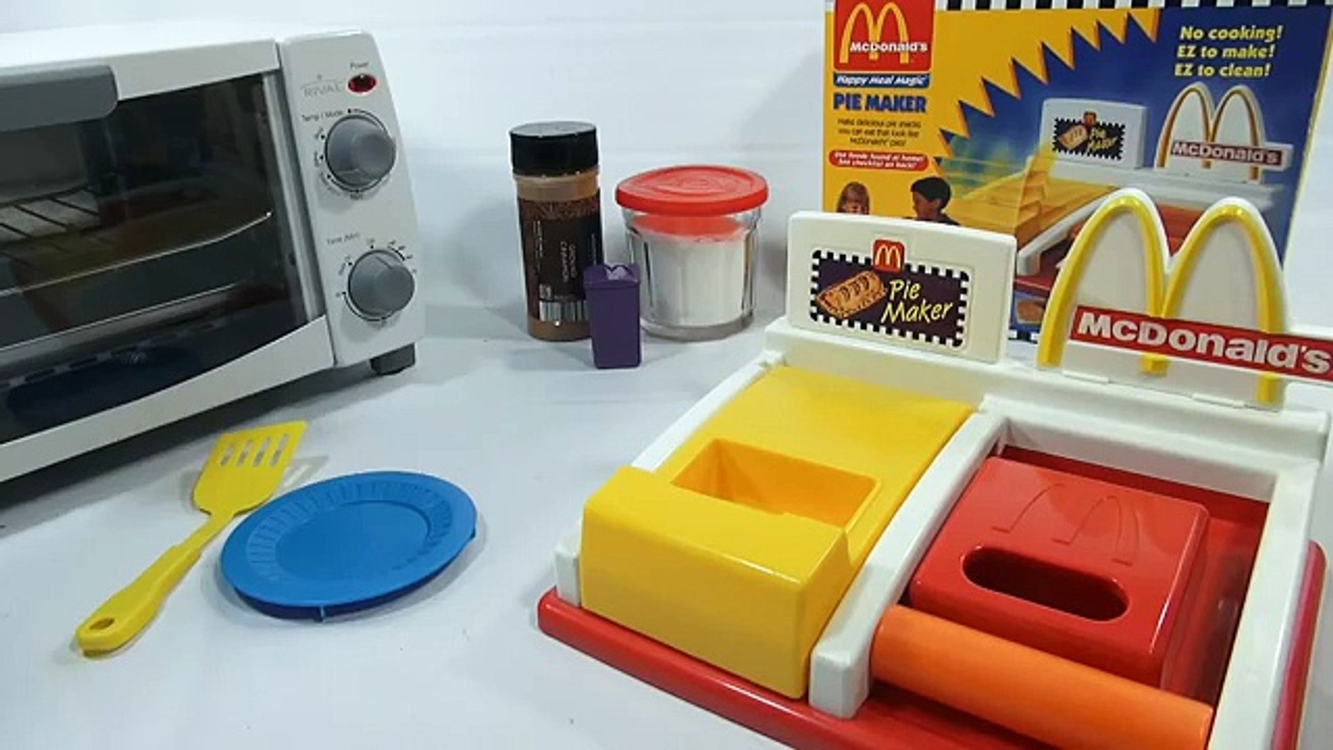 McDonald's Happy Meal Magic Cookie Maker Set, 1993 Mattel Toys (Fun  Recipes) 