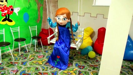 Learn Colors with Frozen Anna in Real LIFE Balloons for kids Disney characters