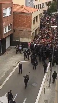 Catalogne : des milliers de Catalans dans les rues