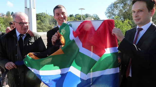 Inauguration du pont Nelson Mandela à Saint-Dié pendant le Festival international de géographie