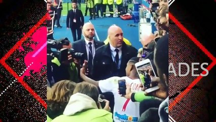 Le geste magnifique de Neymar pour Malcom après PSG-Bordeaux !