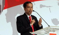 Soal Isu 5.000 Senjata, Jokowi: Tanyakan ke Menkopolhukam