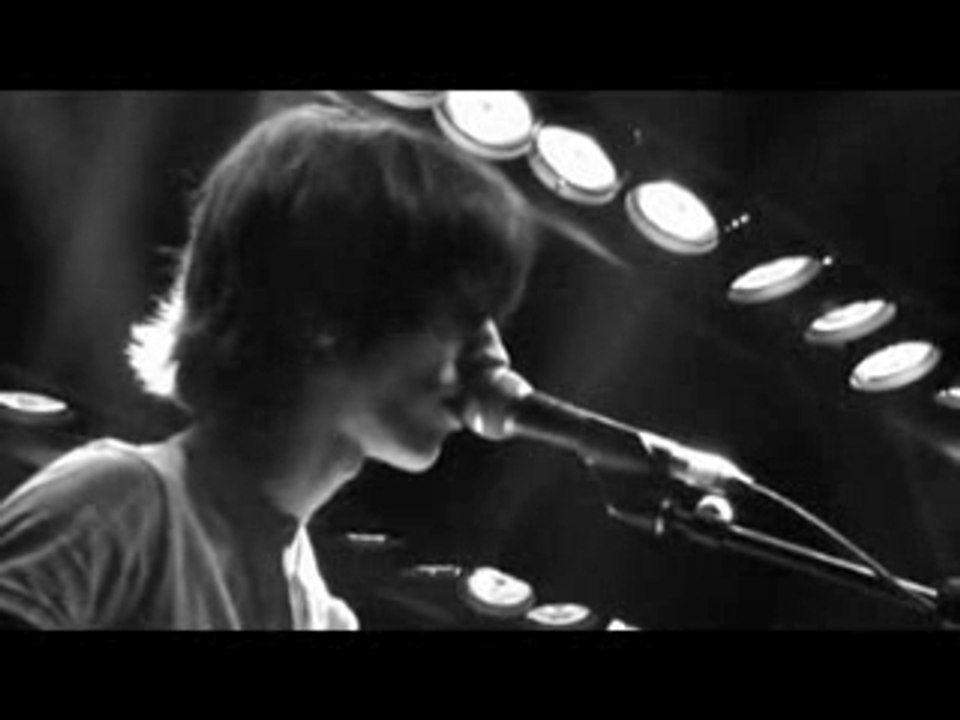THE TELLERS - HUGO (café central)