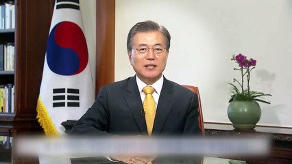 문재인 대통령 "남녀 모두 즐거운 한가위 기원" / YTN