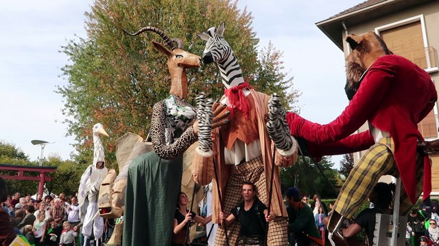 Les marionnettes géantes à Saint-Dié pour le Fig