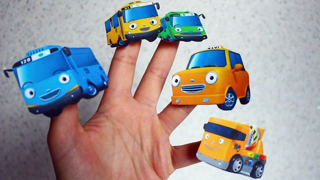 Crying Baby Superheroes in Real Life and Tayo - Learn Colors With Finger Family Song and Balloons