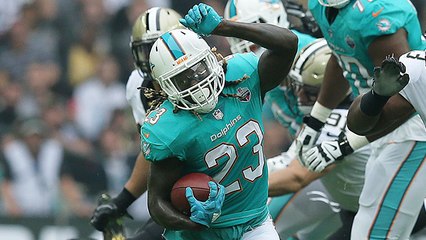 Ajayi dances and dodges past Saints defenders for first down