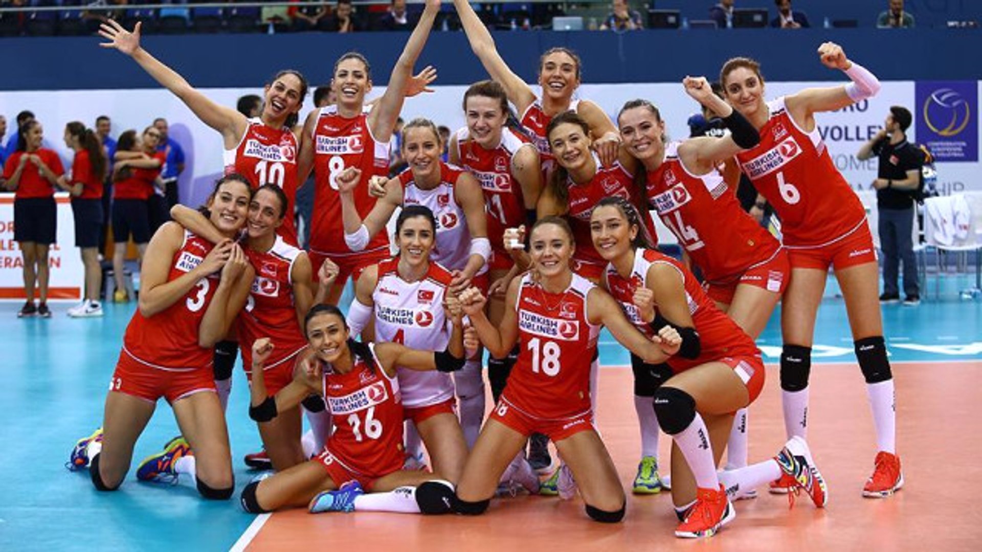 A Milli Kadın Voleybol Takımımız, Avrupa Üçüncüsü Oldu - Dailymotion Video