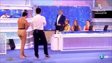 Cette candidate de Spash porte un maillot de bain très décolleté - Patricia Martinez