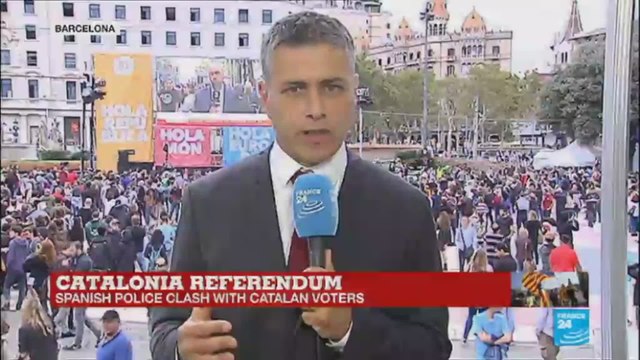 Catalonia Referendum: Local Catalan police clash with Guardia Civil
