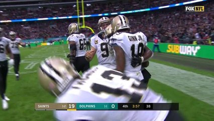 Alvin Kamara slices through the Dolphins defense to put game out of reach