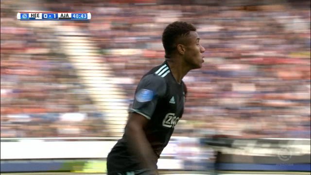Pays-Bas - L'Ajax se promène à Heerenveen