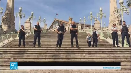 رجل يذبح امرأة ويطعن أخرى حتى الموت بمرسيليا