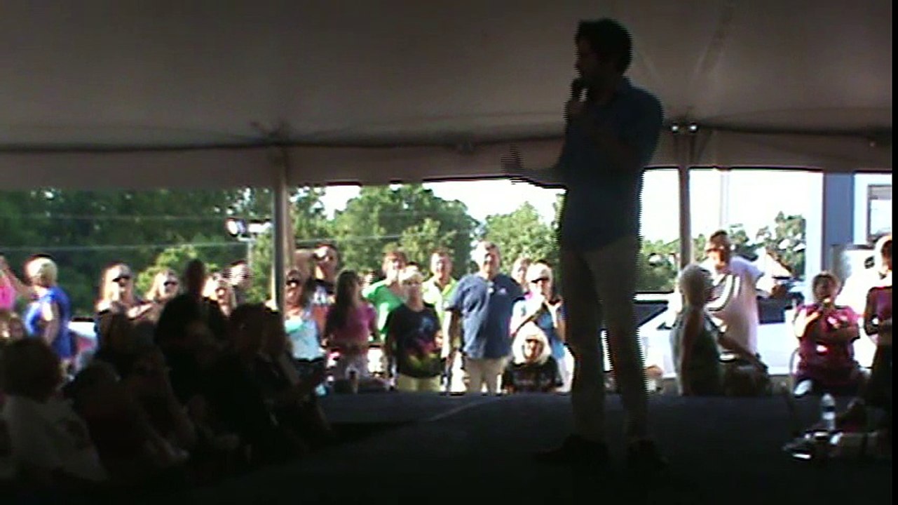 Dean Z sings 'Beach Boy Blues' Elvis Week 2013