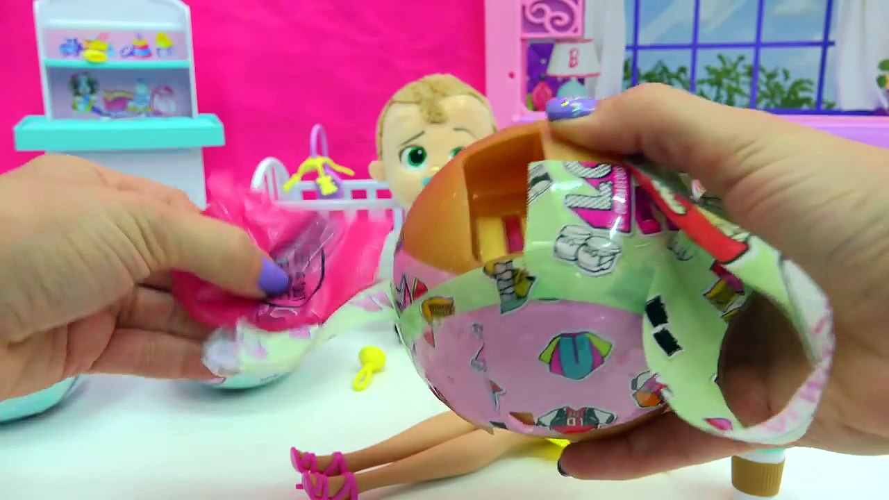 Barbie Babysits The Boss Baby & Surprise LOL Babies Surprise Blind Bag Balls