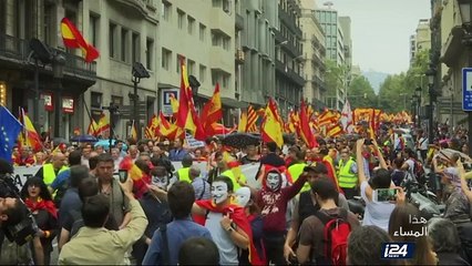 إقليم كاتالونيا الإسباني يستفتي على انفصاله عن الحكومة المركزية على وقع المواجهات