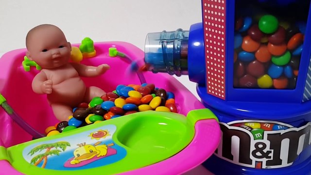 Wrong Heads Paw Patrol Peppa Pig Mummy Dora Bear Pooh Finger Family Nursery Rhymes Learn Colors