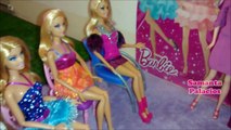 Barbie Escuela De Princesas: La Graduacion! / Barbie Princess Charm School: The Graduation!