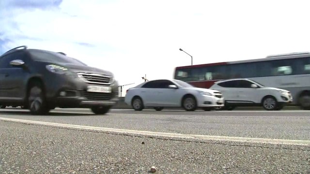 [이 시각 교통상황] 전국 고속도로 곳곳 정체...서울~부산 5시간 30분 / YTN