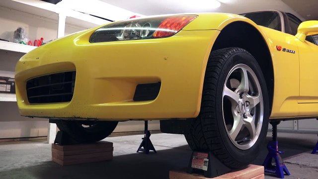 How To Completely Lift A Car On All Four Jack Stands-X2XdxPJnpNE