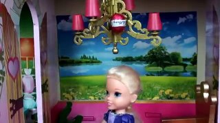 Anna and Elsa Easter Egg Hunt Elsa and Annas Kids Play Together Frozen Toddlers Eggs Toys In Action