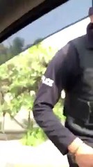 VIP Culture Police Slapped and Abused Citizen in Karachi