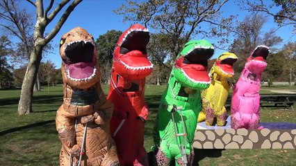 5 little Dino Jumping on the Bed. SuperHeroes Nursery Rhymes Collection for Kids