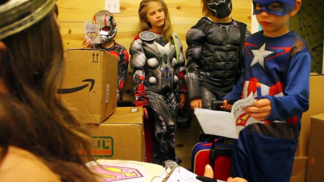 BOX FORT WAR! Nerf War Batman v Superman w Kid Deadpool Spiderman SuperHero Kids real life