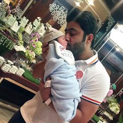 خالد بوصخر مع نجله حمد