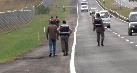 Silivri Çorlu Yolu Üzerinde Kar Maskeli Hırsızlar Bir Aracı Silahla Ateş Açarak Durdurdu.