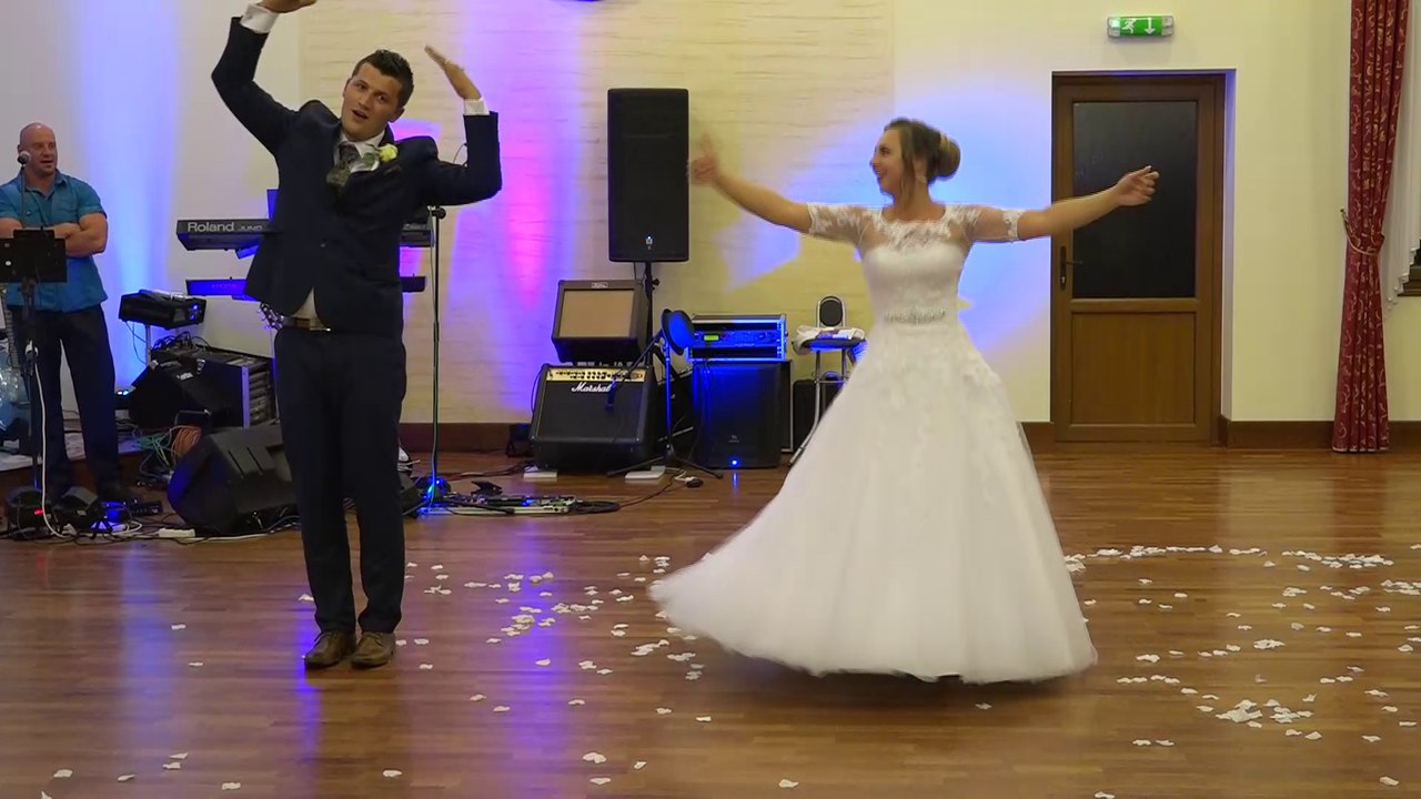 SVADBA - prvý mladomanželský tanec (Tatranská Kotlina - Hučava) kameraman na svadbu - Robo Video / wedding first dance